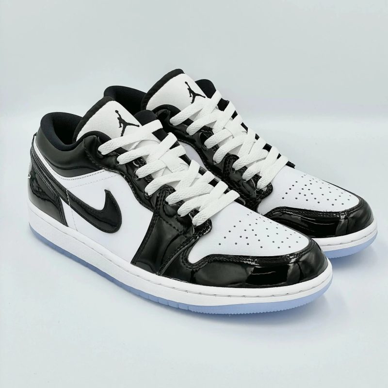 Jordan 1 Low Concord SA Sneakers 138132138