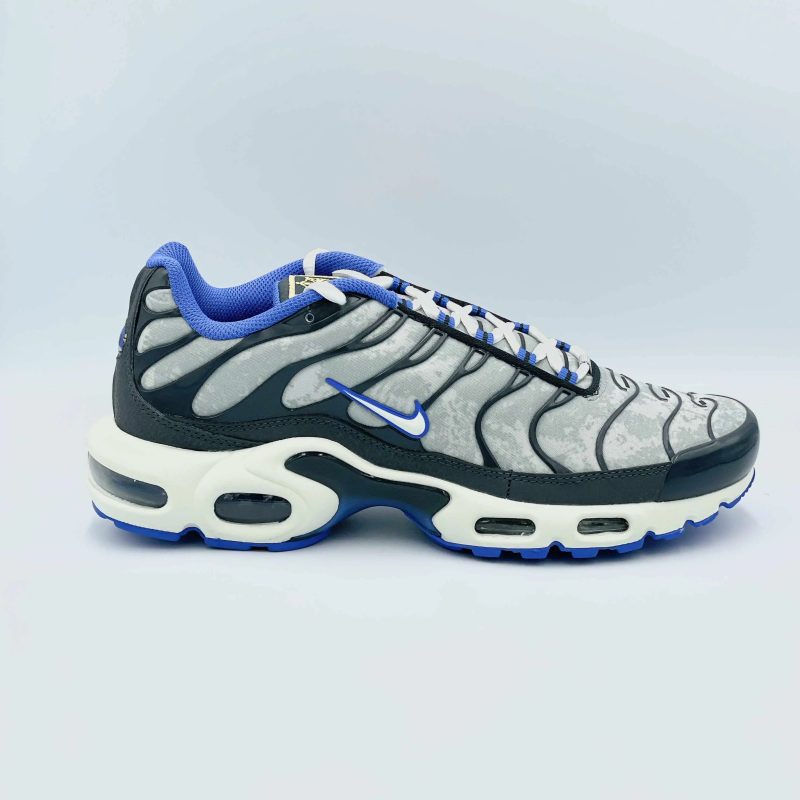 Nike TN Air Max Plus Social F.C. SA Sneakers 74846557